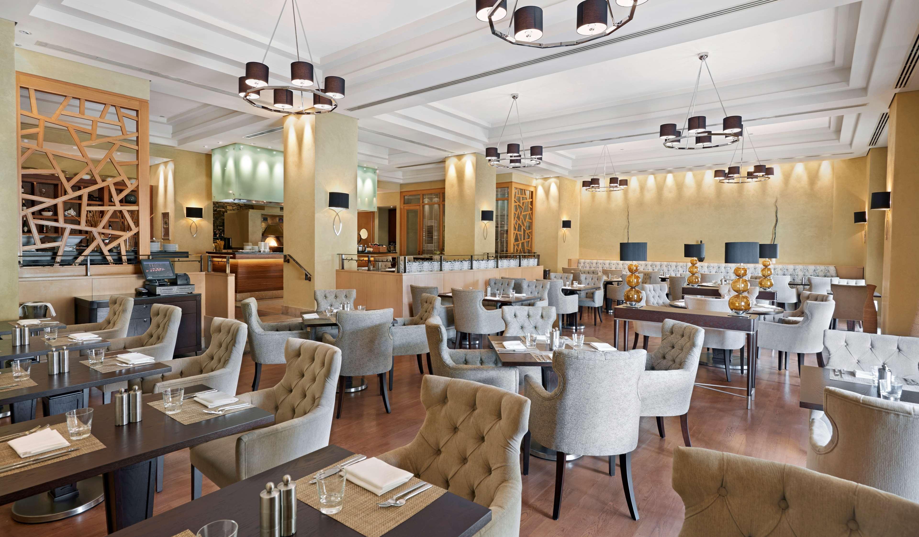 Hyatt Regency होटल 5*