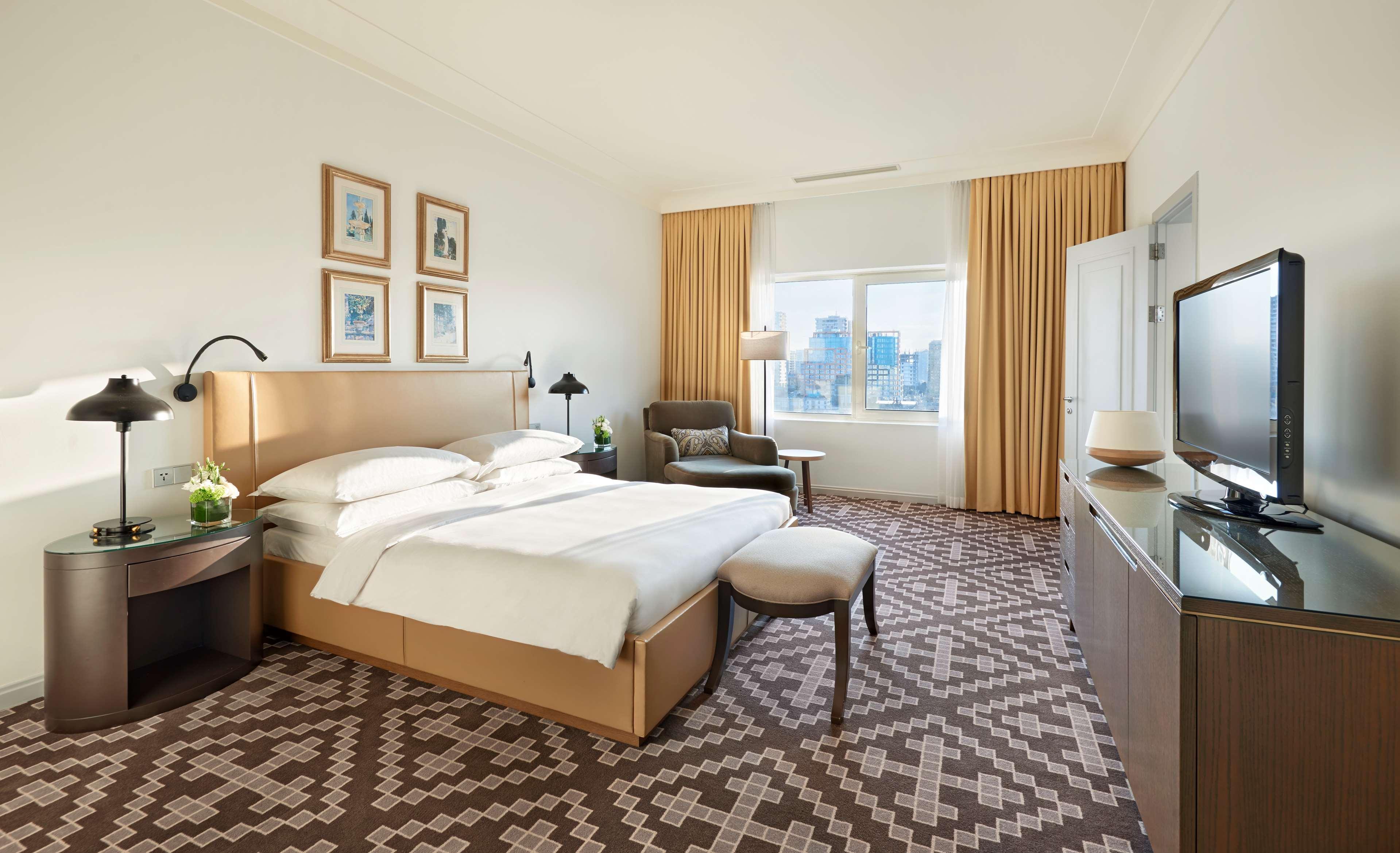 Hyatt Regency 5* Baku